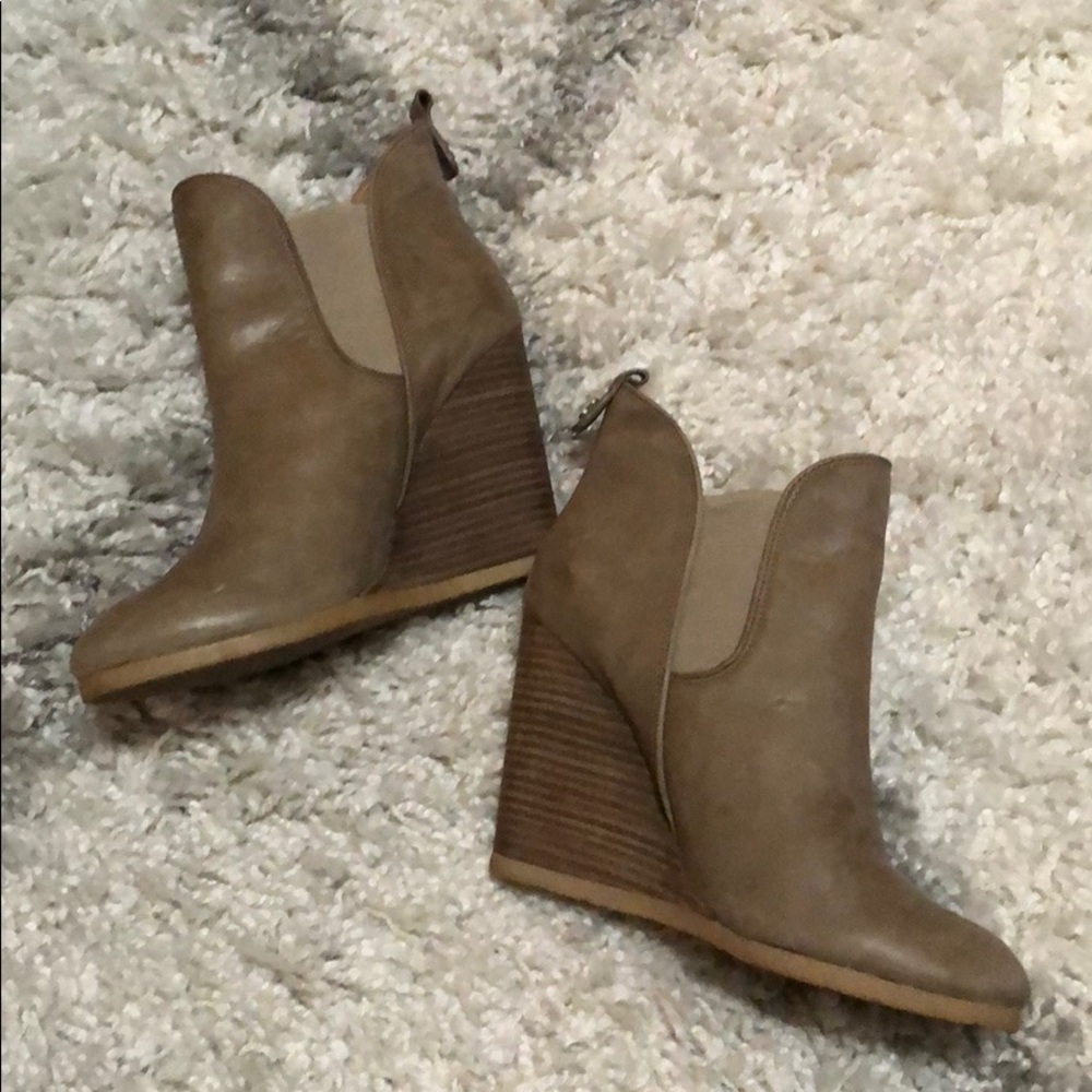 Coach Farah boots